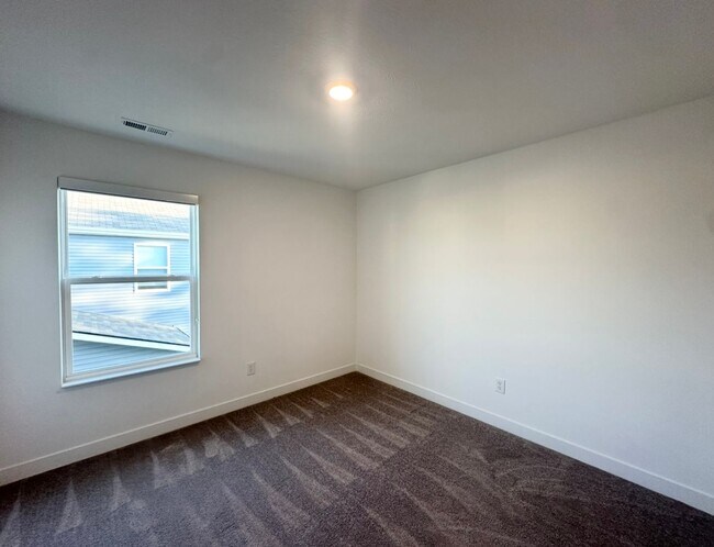 Building Photo - 7226 Sayers Rd