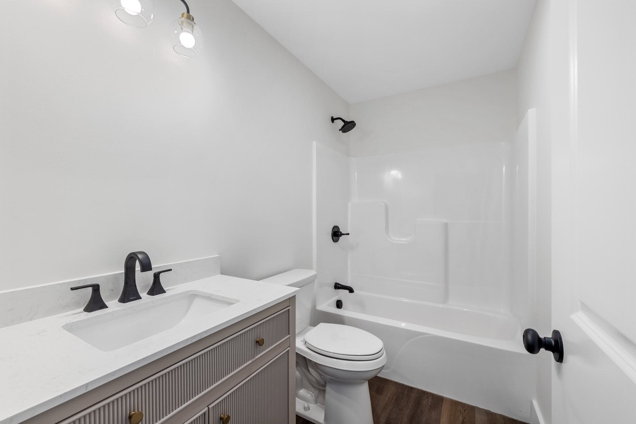 Building Photo - 5 Braxtons Wy