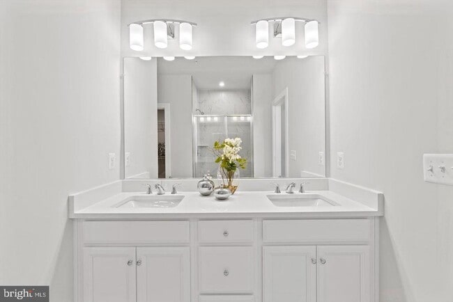 Building Photo - 1110 Dabney Dr