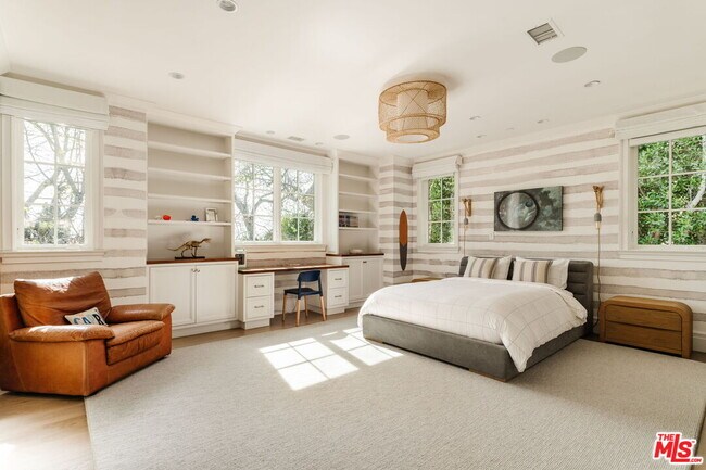 Building Photo - 957 Corsica Dr