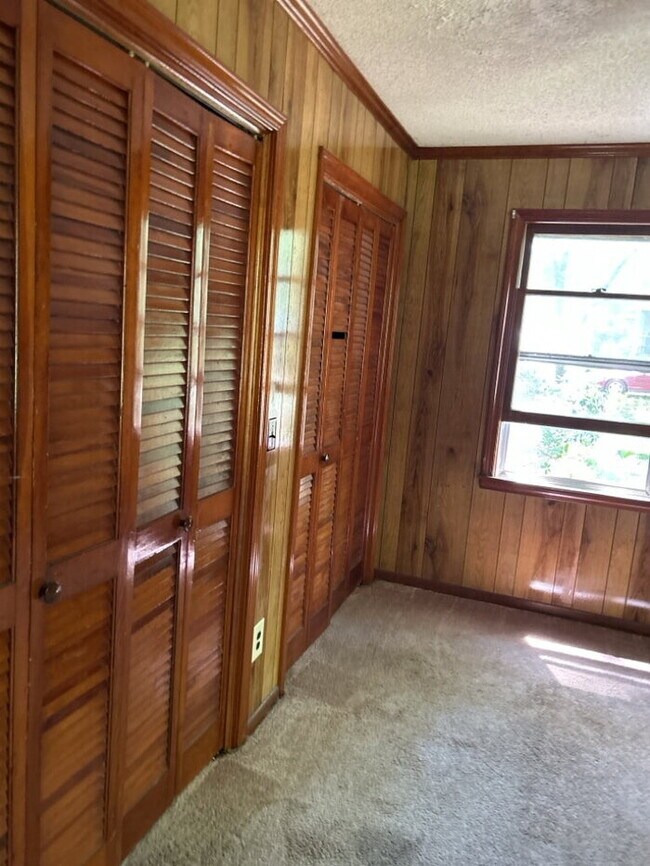 Building Photo - "Charming 3-Bedroom Haven with 2 Full Baths in the Heart of Belton!"