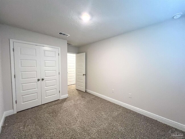 Building Photo - 3997 Pendragon Cir