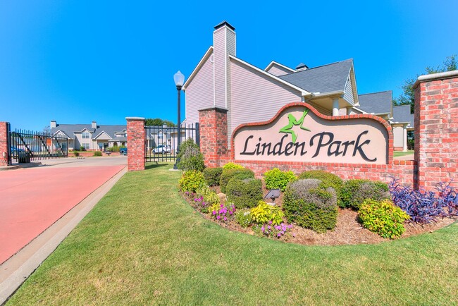 Building Photo - Linden Park