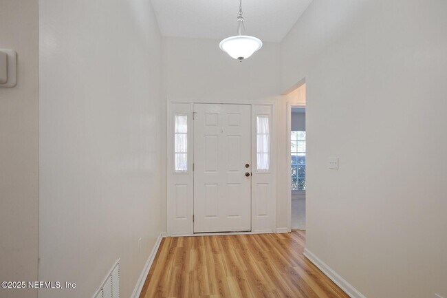 Building Photo - 1200 Woodchurch Ln