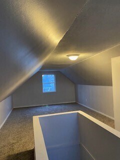 Building Photo - 1261 Hildreth Ave