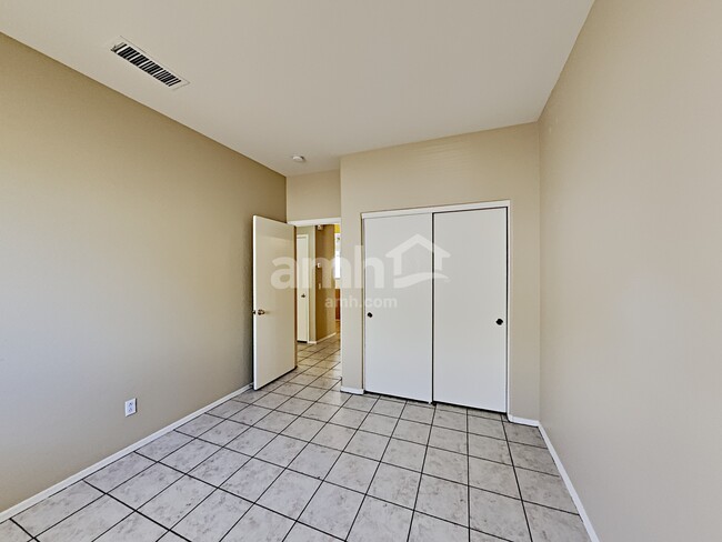 Building Photo - 16780 W Windermere Way