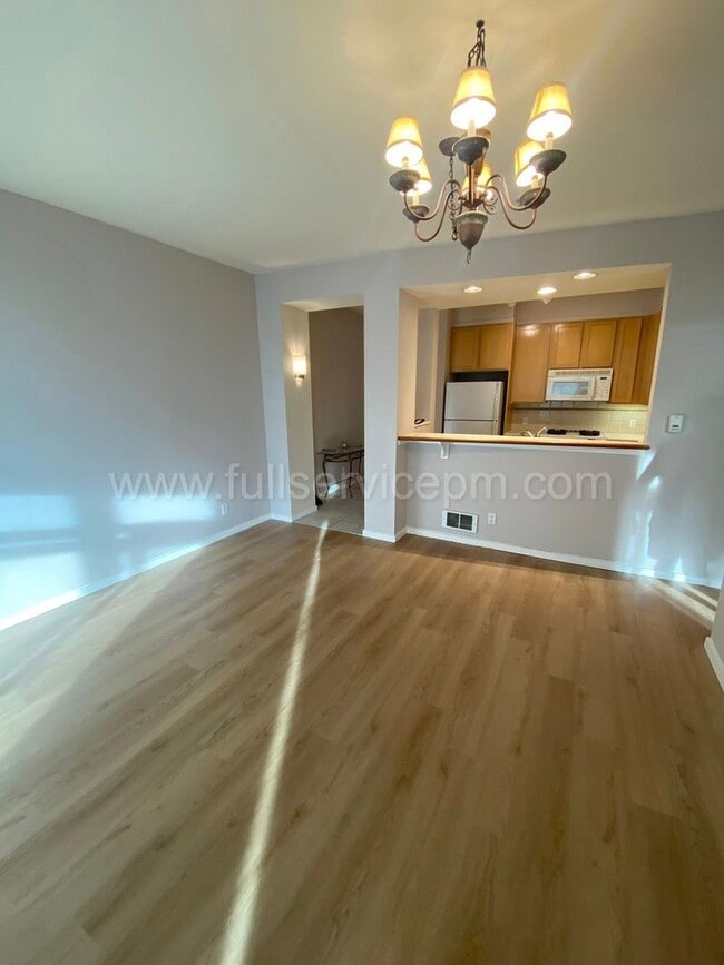 Building Photo - RARE OPENING at Waterfront Landing – Spacious Waterfront 1BR w/ Private Deck, Views & Direct Pike...