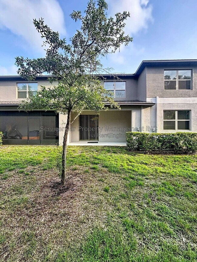 Building Photo - 9528 Pembrooke Pines Dr