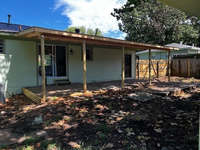 Building Photo - 8593 Victoria