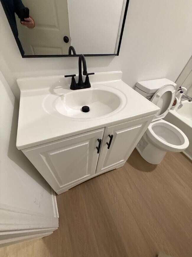 Building Photo - Fully Renovated Spacious 3BR in South Memphis – Section 8 Welcome