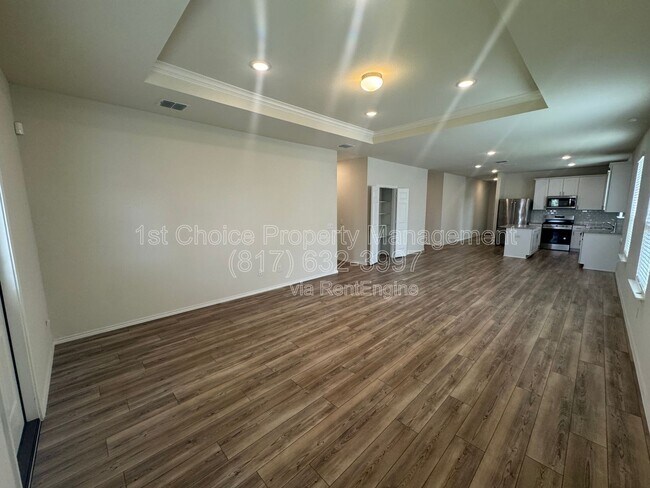 Building Photo - 8132 Cedar Lake Ln