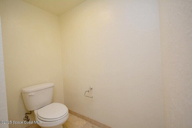 Building Photo - 123 Lancha Cir
