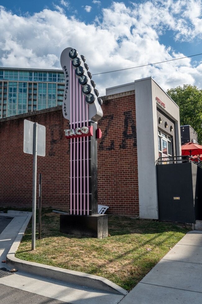 Building Photo - **WALKABLE MIDTOWN CONDO WITH BALCONY AND ...