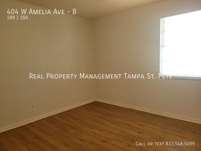 Building Photo - 404 W Amelia Ave