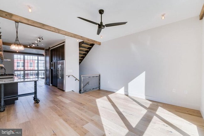 Building Photo - 774 Girard St NW