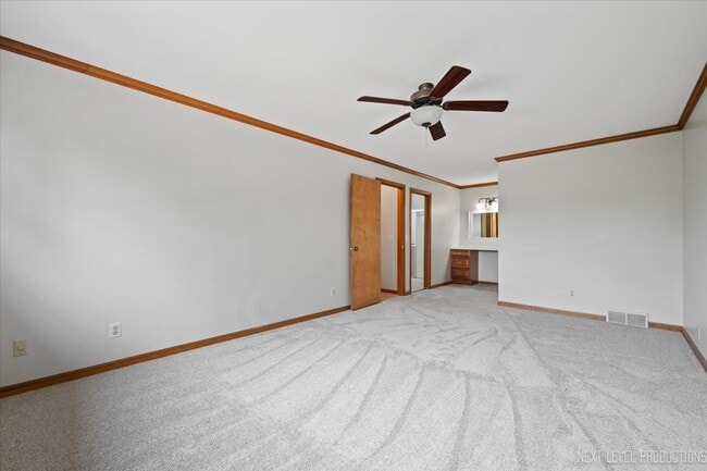 Building Photo - 30 Crofton Ct