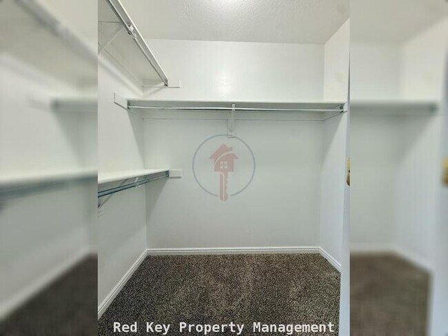 Building Photo - Anson Dr. Townhouse