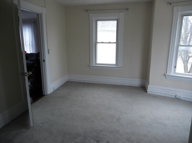 Building Photo - 20 Decatur Street