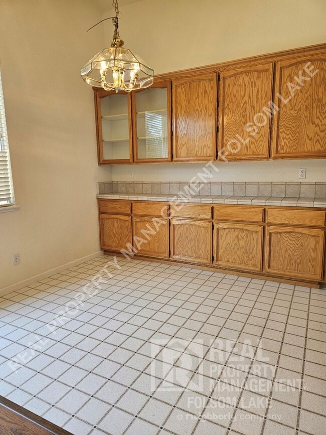 Building Photo - COMING SOON!!!  4bd 2ba home in Folsom