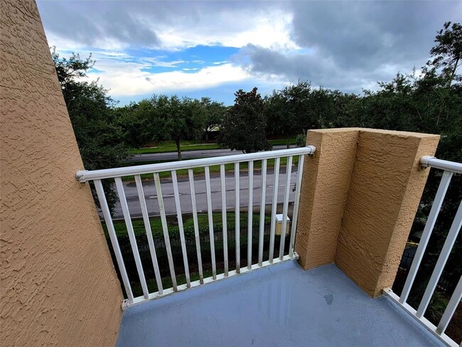 Building Photo - 12024 Villanova Dr