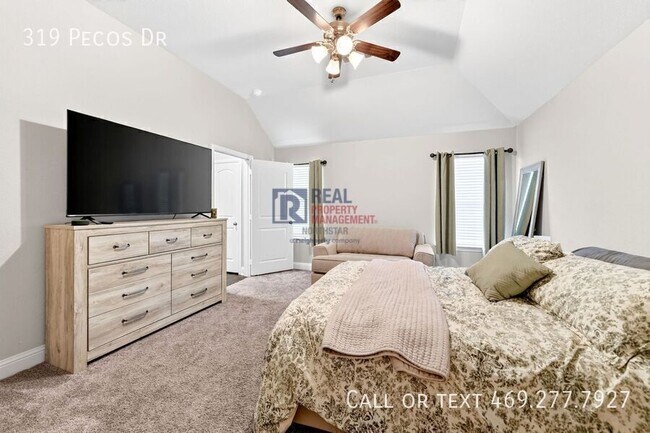 Building Photo - 319 Pecos Dr