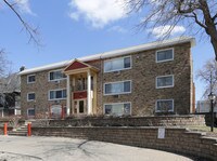 Building Photo - 2421 Pillsbury Ave S