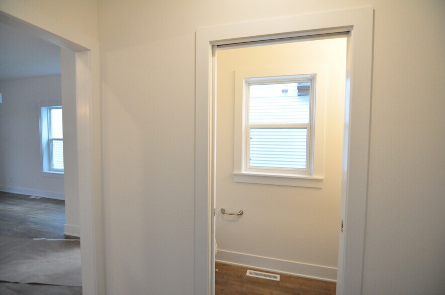 Building Photo - 2714 Bomani Dr