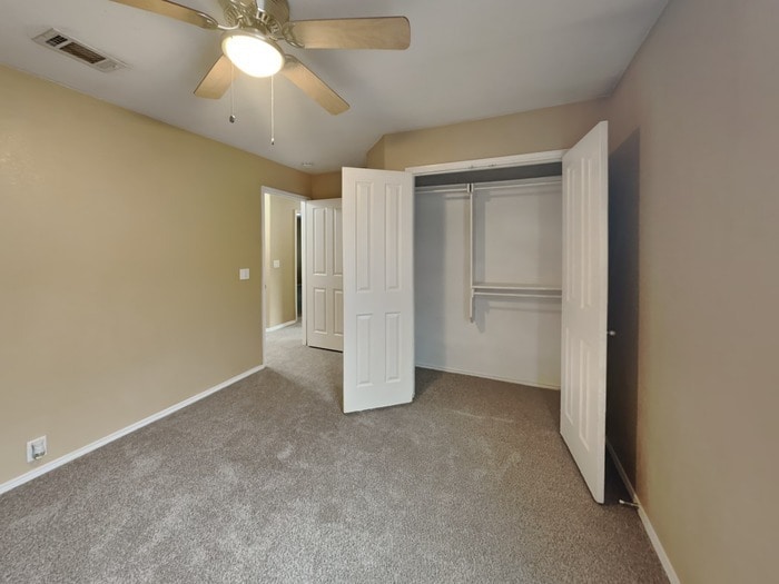 Building Photo - 152 E Kirnwood Dr