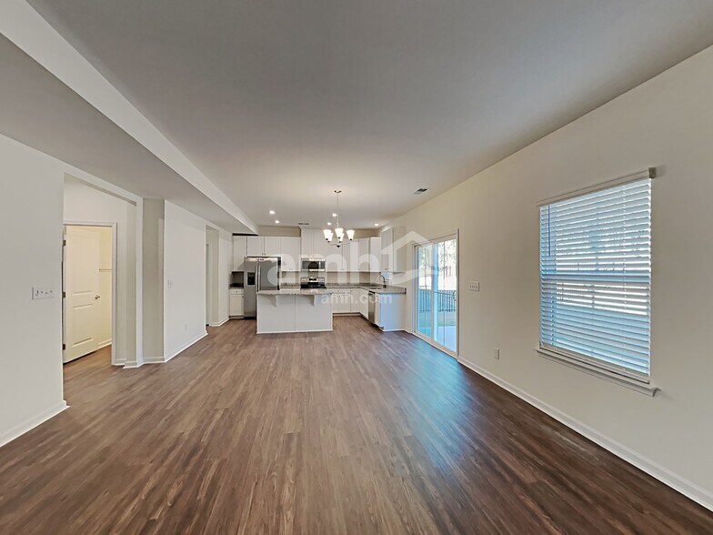 Building Photo - 5034 Twin River Dr