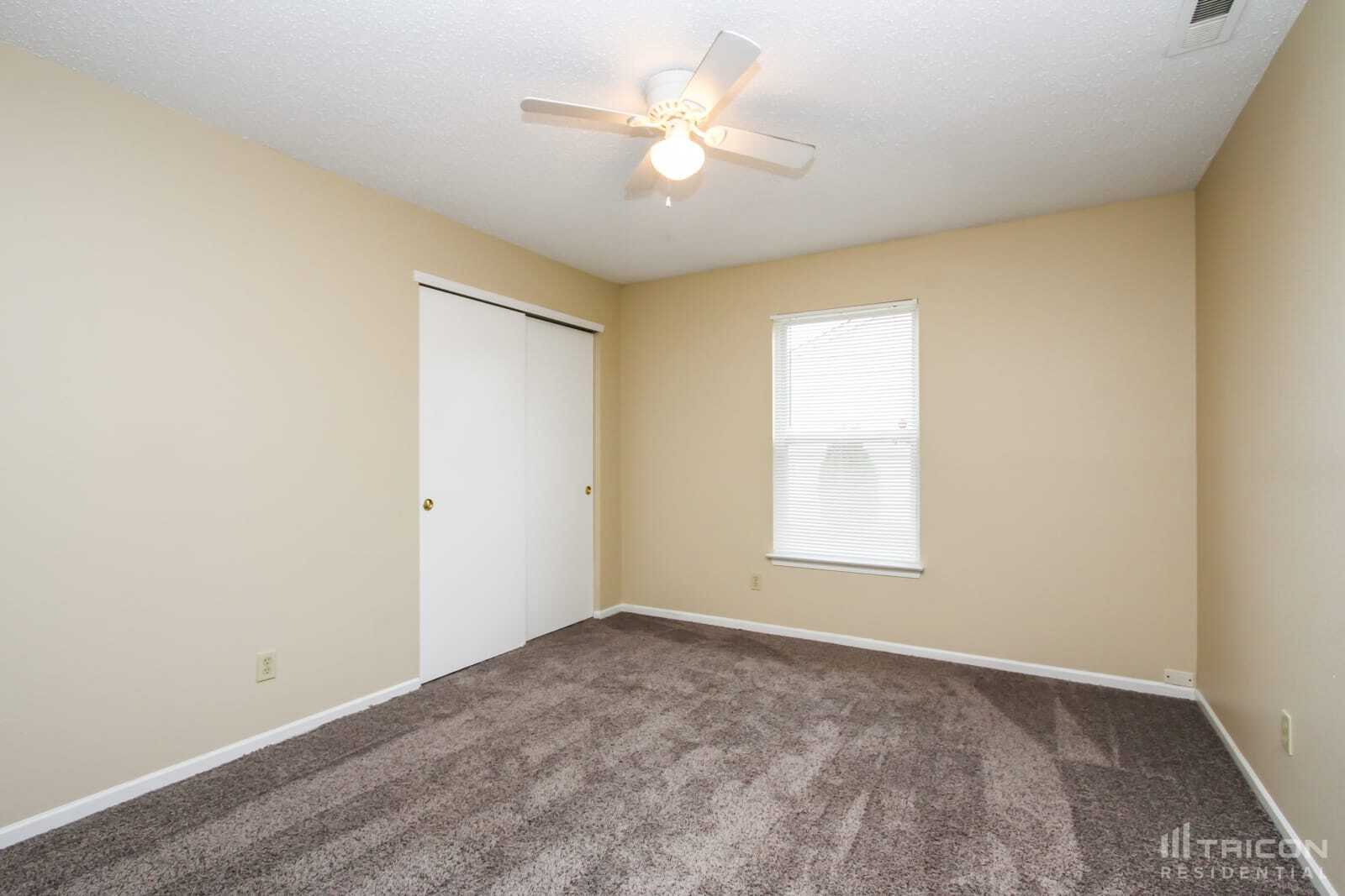 Building Photo - 1392 Lavender Dr