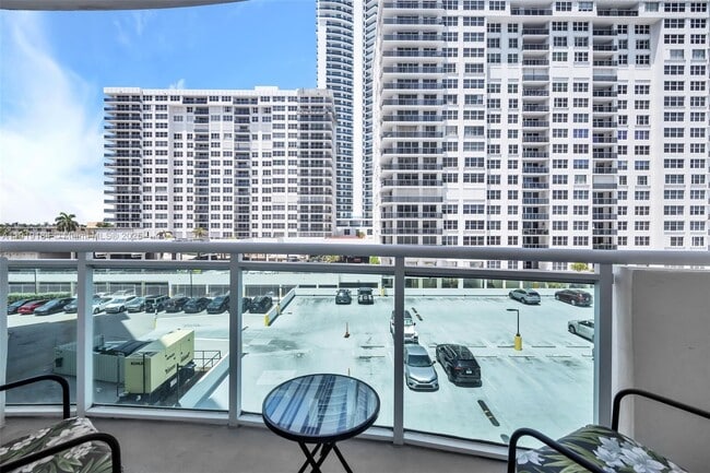 Building Photo - 3001 S Ocean Dr