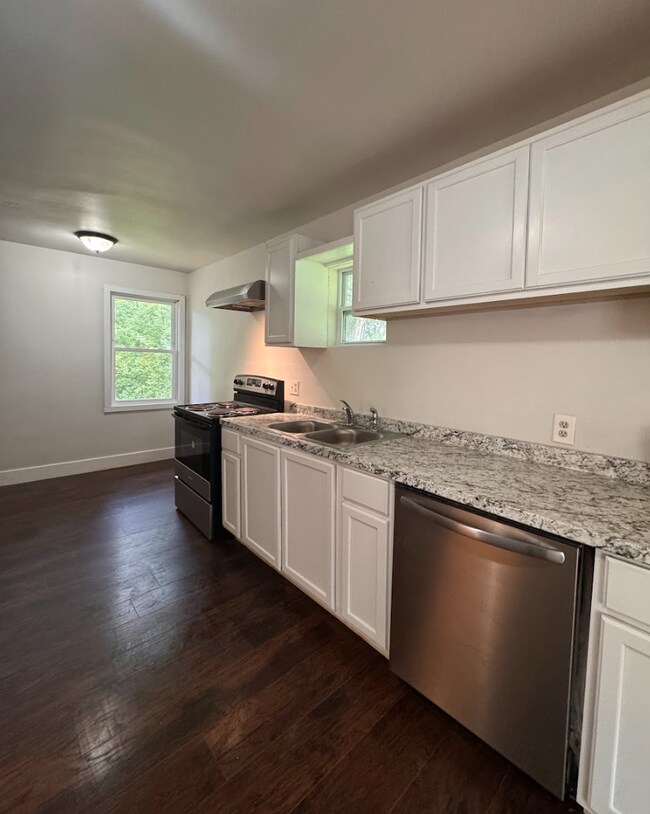 Building Photo - Move-In Ready 3BR/2BA Home with Nearly 1,600 Sq Ft in Anderson!