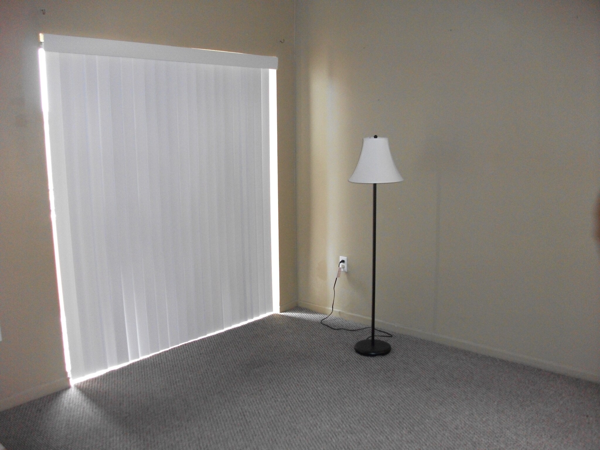 Master bedroom - 646 NW 114th Ave