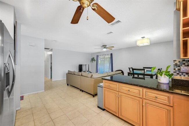Building Photo - 11414 Walsingham Rd