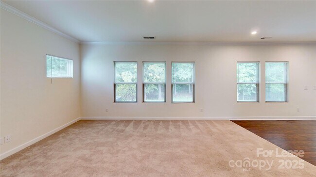 Building Photo - 4523 Collingham Dr