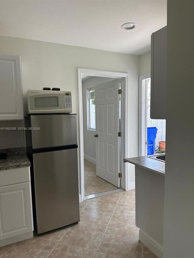 Building Photo - 2611 NE 8th Terrace