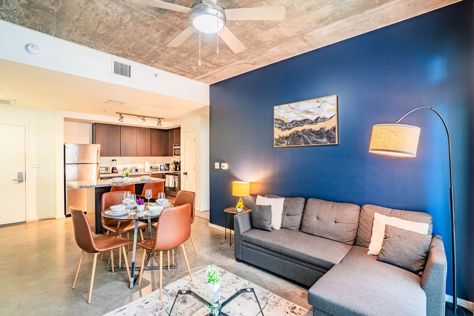 Building Photo - 888 N 4th St