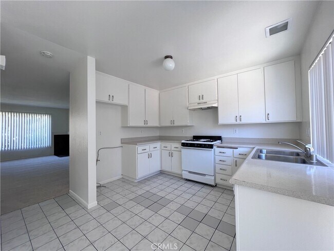 Building Photo - 10760 Cobalt Ct