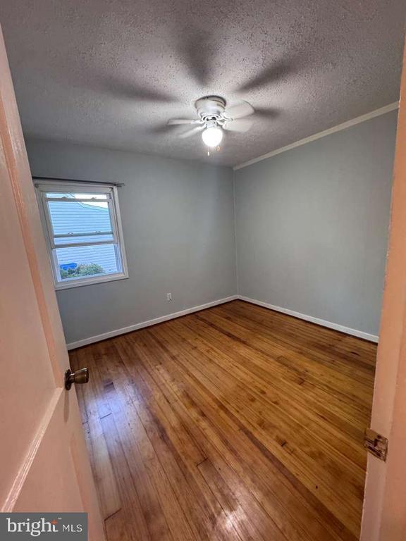 Building Photo - 3007 Elmwood Dr