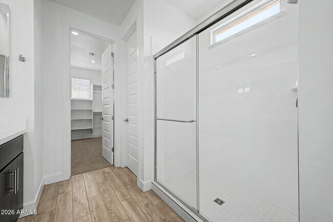 Building Photo - 21505 E Sparrow Dr