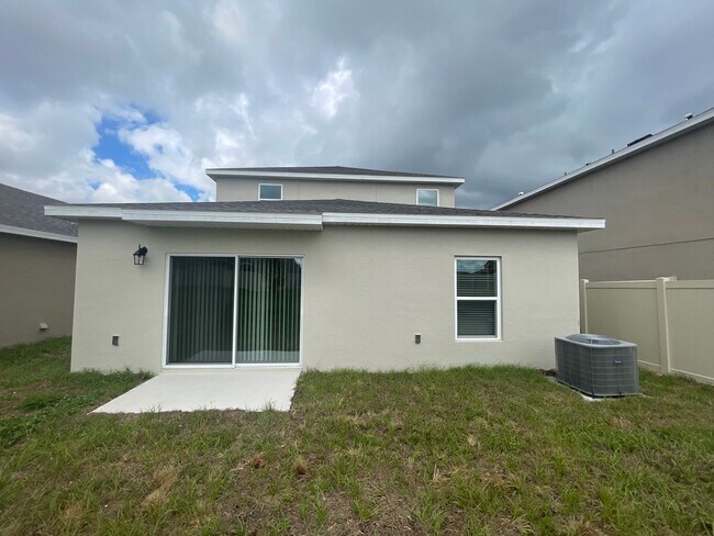 Building Photo - 2007 Handsome Hl Ln