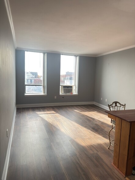 Building Photo - 94 Washington St