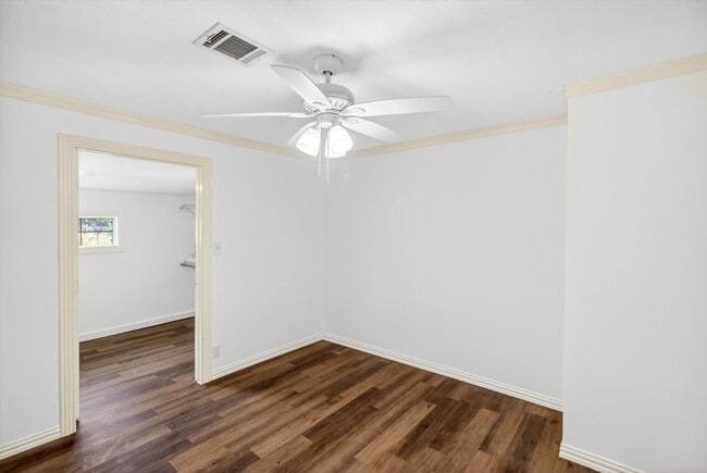 Building Photo - 7822 Richland Dr