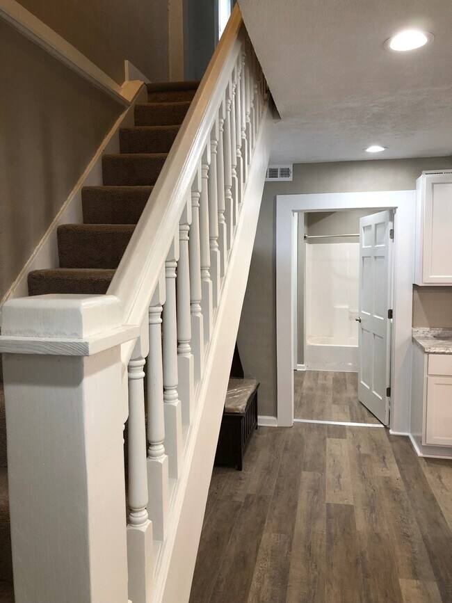 Building Photo - *******2-bed/1-bath COMPLETELY RENOVATED HOME FOR RENT in Bridgeville!*****