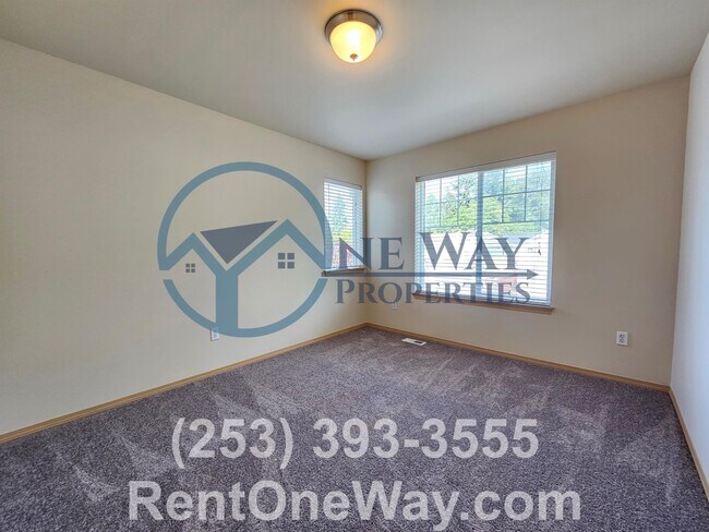 Building Photo - 15410 87th Ave E