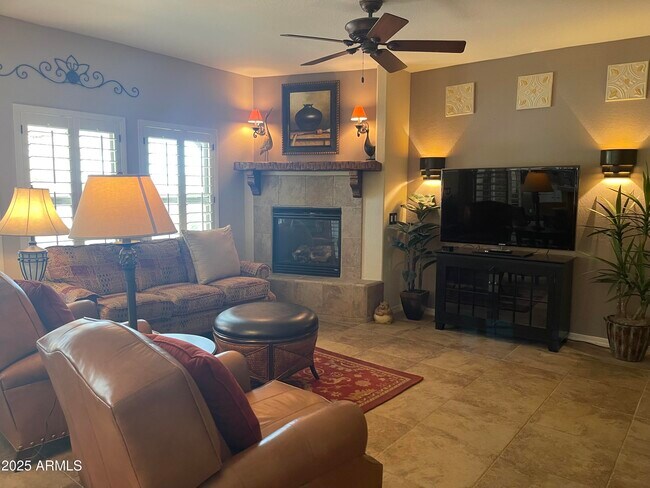 Building Photo - 33550 N Dove Lakes Dr