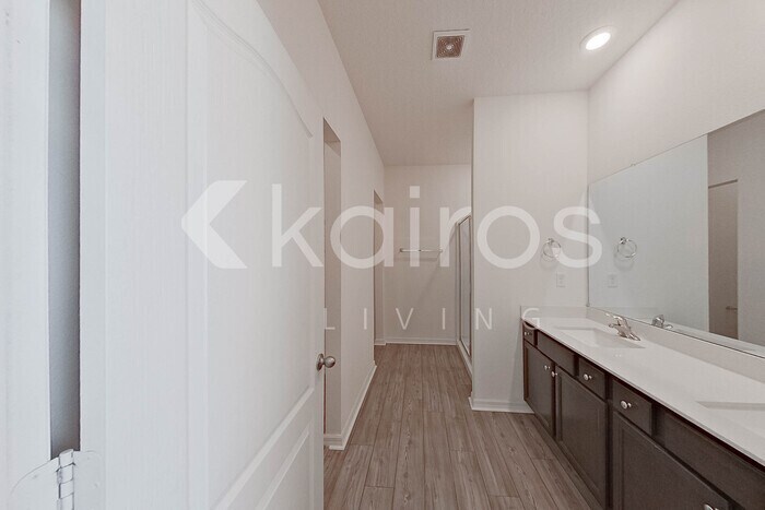 Building Photo - 30059 Fedora Cir