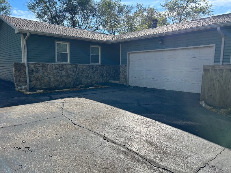 Building Photo - 322 Ranger Ave