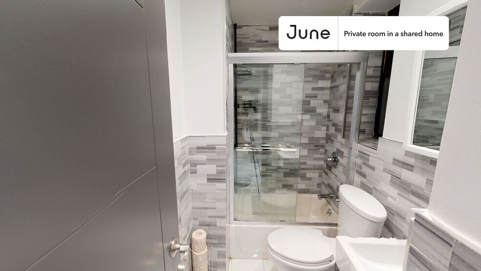 Building Photo - Room in Shared 3 bed/1 bath home