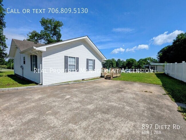 Building Photo - 897 Dietz Rd